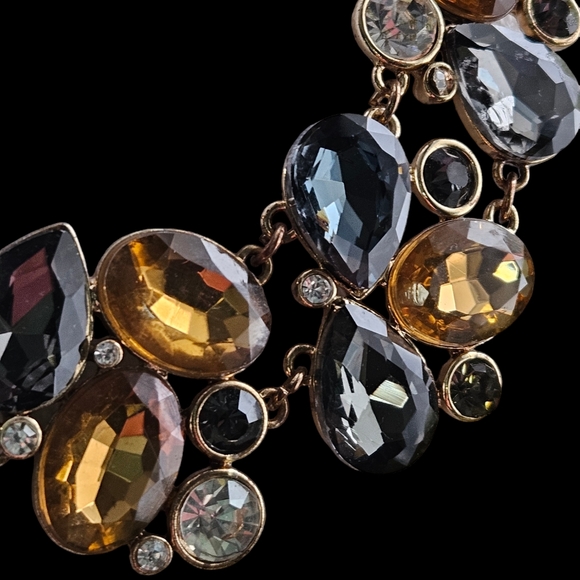 Alfani Gold Tone Crystal Collar Style Statement Necklace, Vintage - Picture 4 of 8